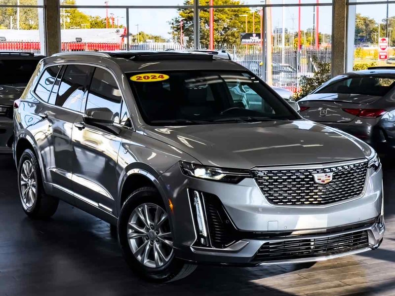 Cadillac XT6 Vehicle Full-screen Gallery Image 02