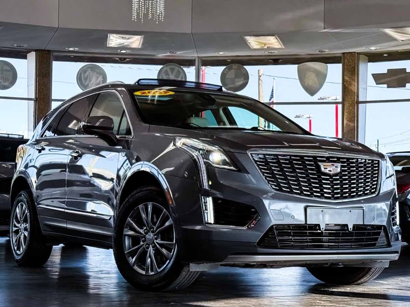 Cadillac XT5 Vehicle Full-screen Gallery Image 01