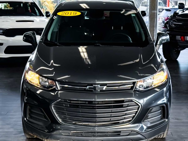 Chevrolet Trax Vehicle Full-screen Gallery Image 03