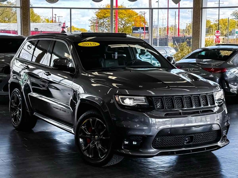 Jeep Grand Cherokee Vehicle Full-screen Gallery Image 02