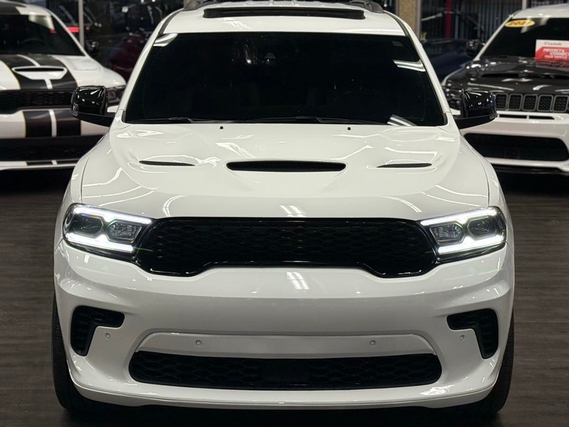 Dodge Durango Vehicle Full-screen Gallery Image 03