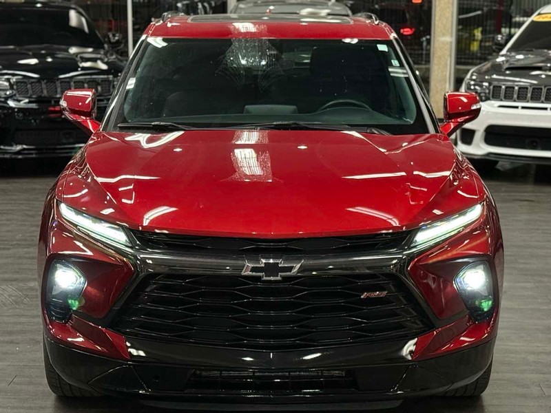 Chevrolet Blazer Vehicle Full-screen Gallery Image 03