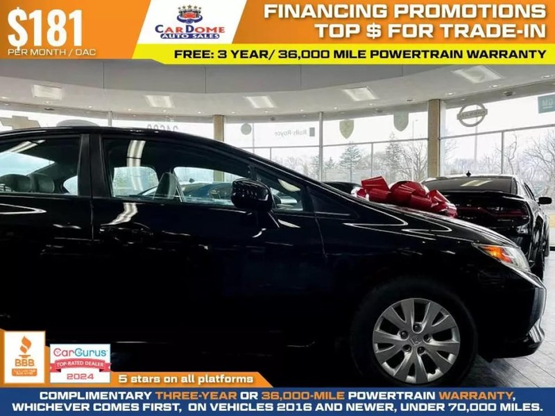 Honda Civic Sedan Vehicle Full-screen Gallery Image 03