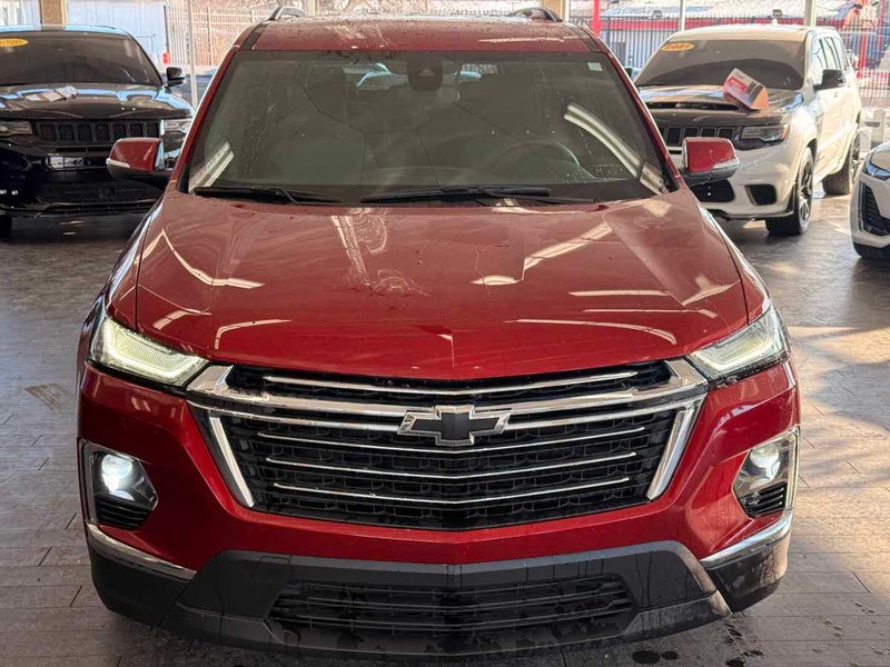 Chevrolet Traverse Vehicle Full-screen Gallery Image 03