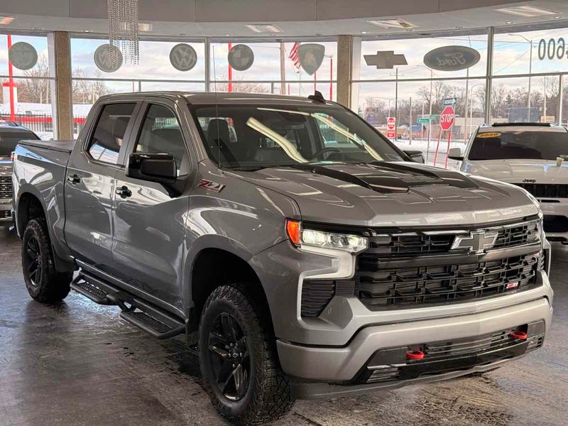 Chevrolet Silverado 1500 Vehicle Full-screen Gallery Image 01