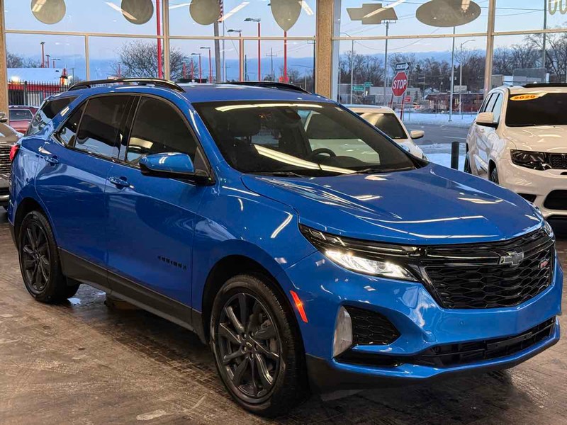 Chevrolet Equinox Vehicle Full-screen Gallery Image 01