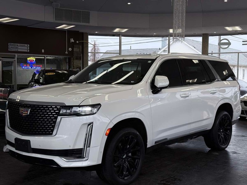 Cadillac Escalade Vehicle Full-screen Gallery Image 02