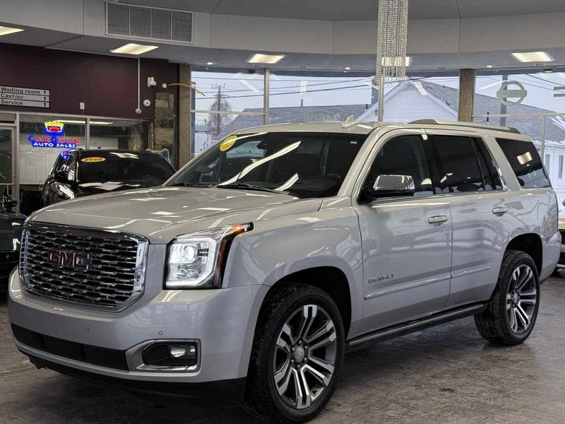 GMC Yukon Vehicle Full-screen Gallery Image 02