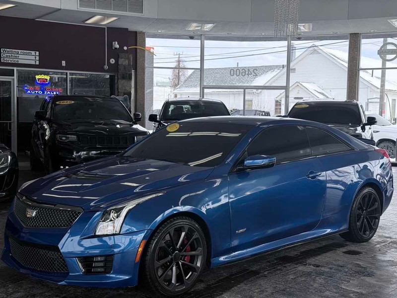 Cadillac ATS-V Coupe Vehicle Full-screen Gallery Image 02