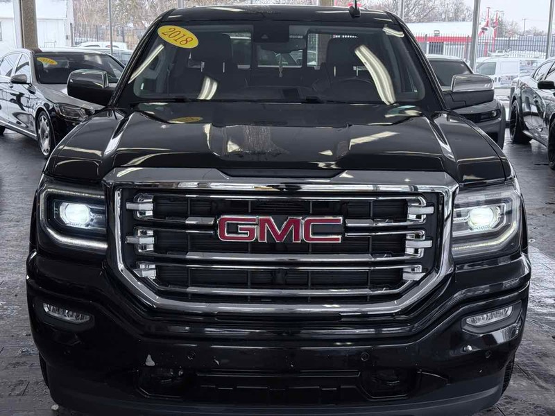 GMC Sierra 1500 Vehicle Full-screen Gallery Image 03