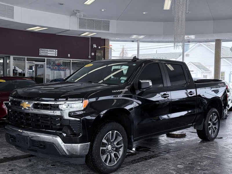 Chevrolet Silverado 1500 Vehicle Full-screen Gallery Image 02