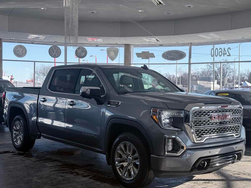 GMC Sierra 1500 Limited Vehicle Full-screen Gallery Image 01