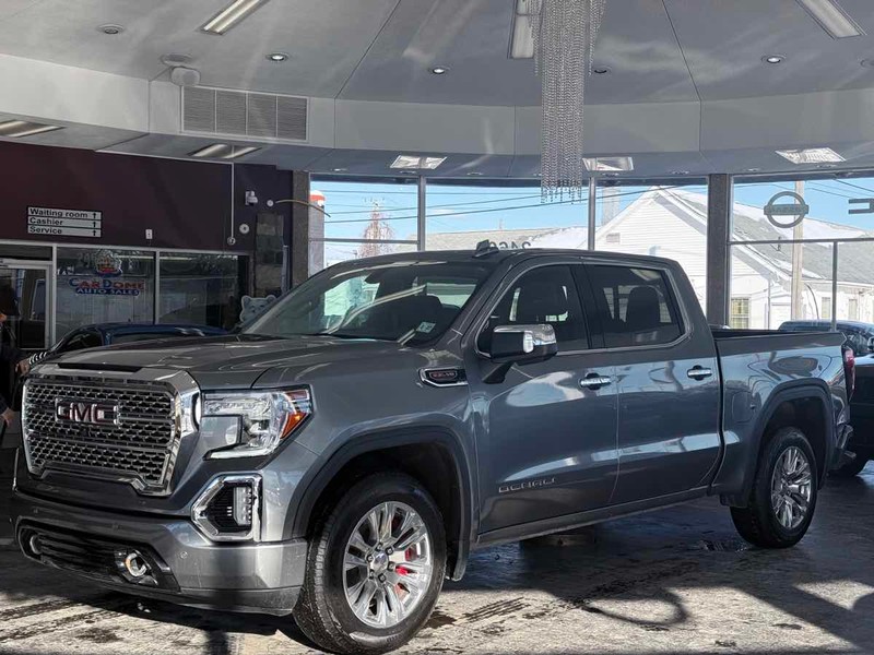 GMC Sierra 1500 Limited Vehicle Full-screen Gallery Image 02