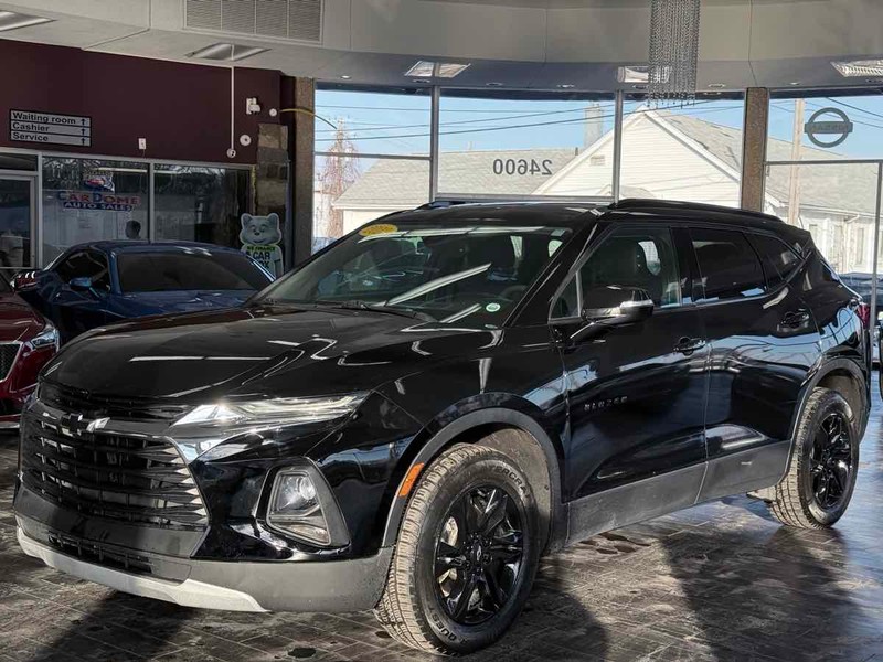 Chevrolet Blazer Vehicle Full-screen Gallery Image 02