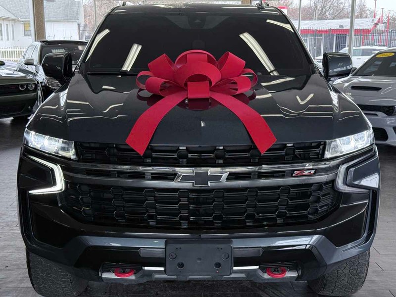 Chevrolet Tahoe Vehicle Full-screen Gallery Image 03