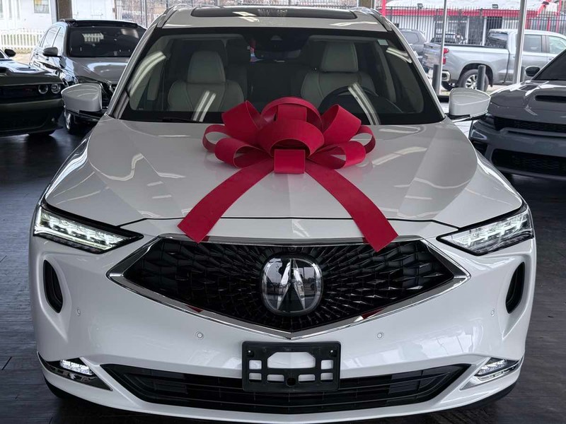 Acura MDX Vehicle Full-screen Gallery Image 03