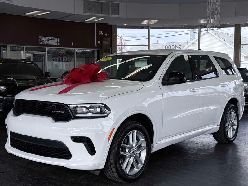 Dodge Durango Vehicle Full-screen Gallery Image 02