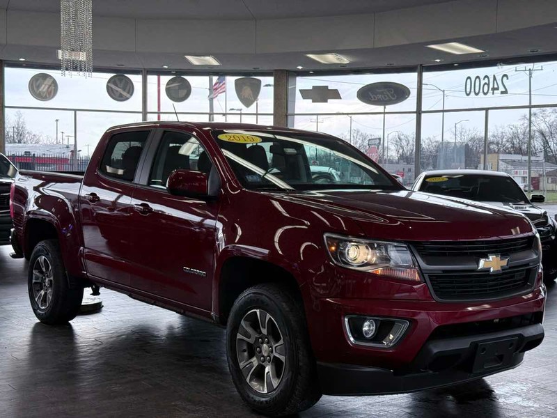 Chevrolet Colorado Vehicle Full-screen Gallery Image 01