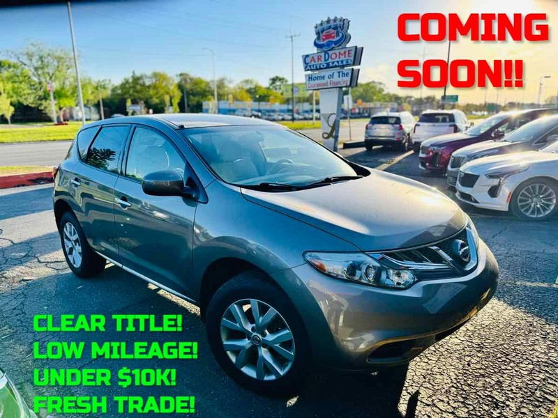 Nissan Murano Vehicle Full-screen Gallery Image 01