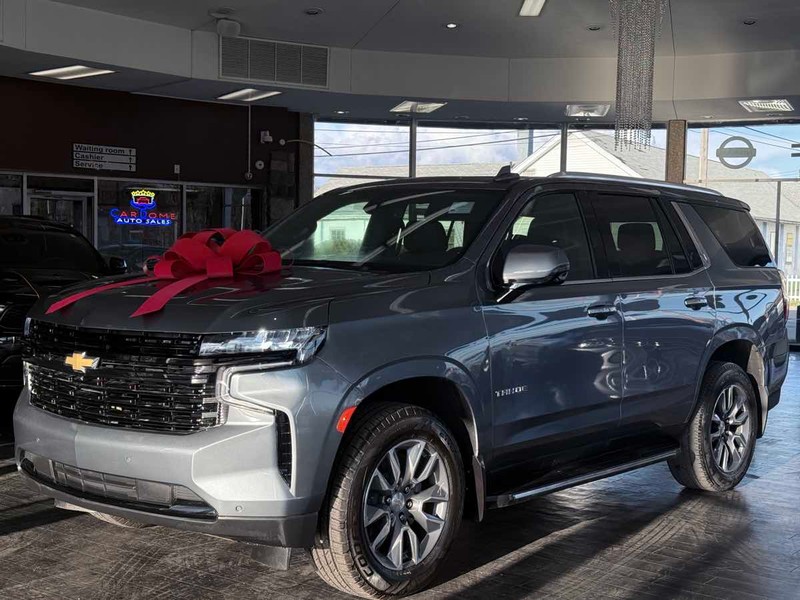 Chevrolet Tahoe Vehicle Full-screen Gallery Image 02