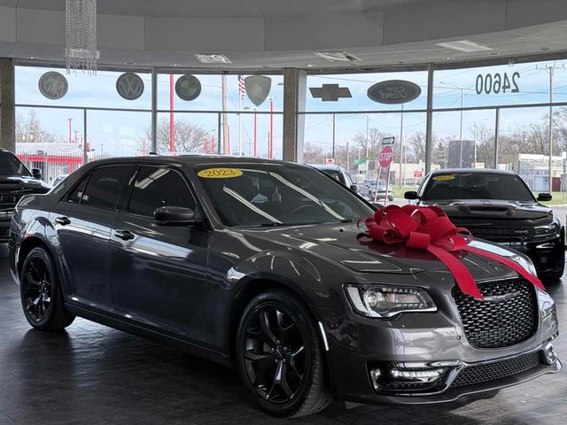 more details - chrysler 300