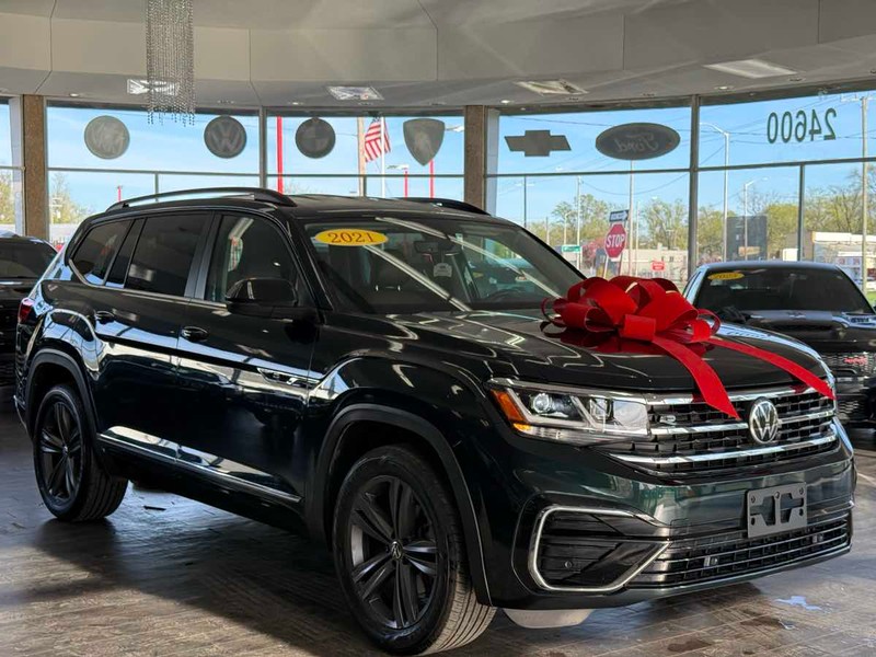 Volkswagen Atlas Vehicle Full-screen Gallery Image 01