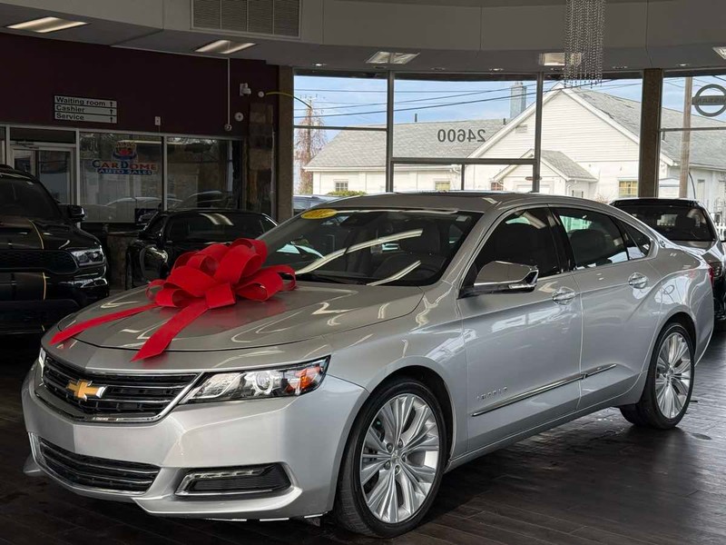 Chevrolet Impala Vehicle Full-screen Gallery Image 02