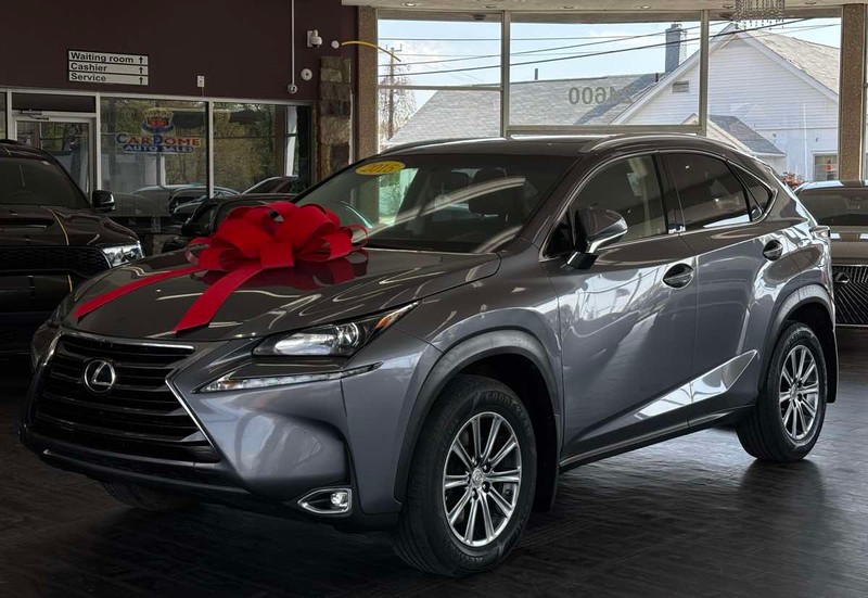 Lexus NX 200t Vehicle Full-screen Gallery Image 02
