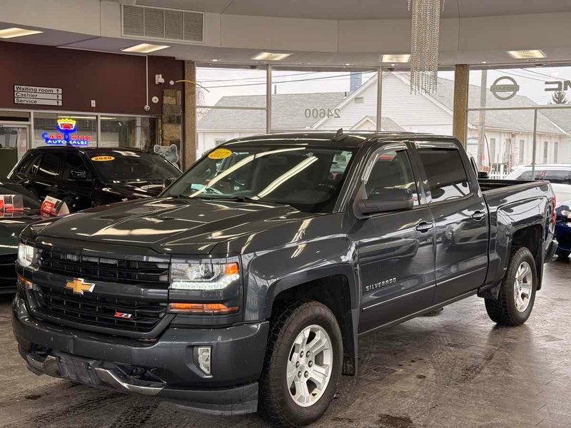 Chevrolet Silverado 1500 Vehicle Full-screen Gallery Image 02