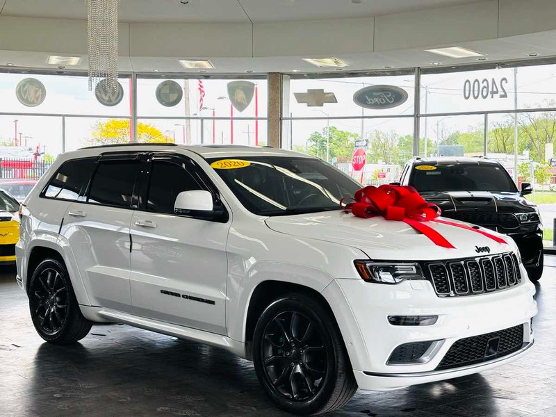 Jeep Grand Cherokee Vehicle Full-screen Gallery Image 01