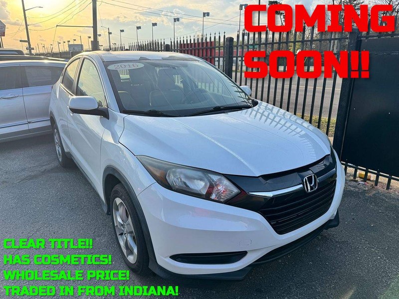 Honda HR-V Vehicle Full-screen Gallery Image 01