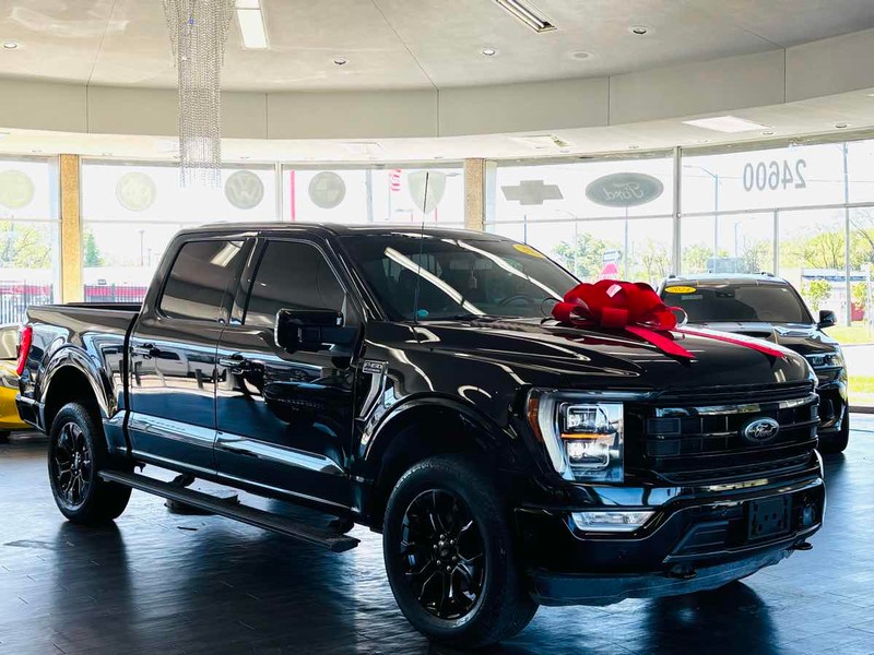Ford F-150 Vehicle Full-screen Gallery Image 01