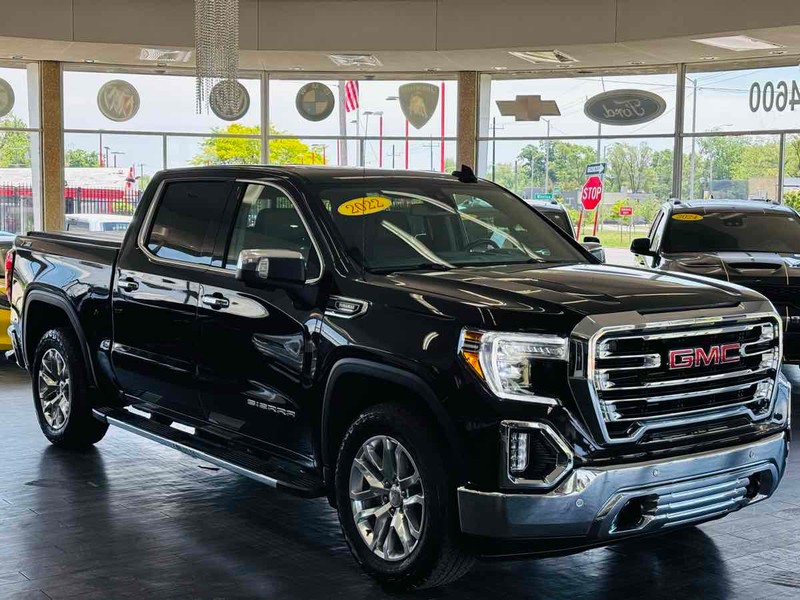 GMC Sierra 1500 Limited Vehicle Full-screen Gallery Image 01