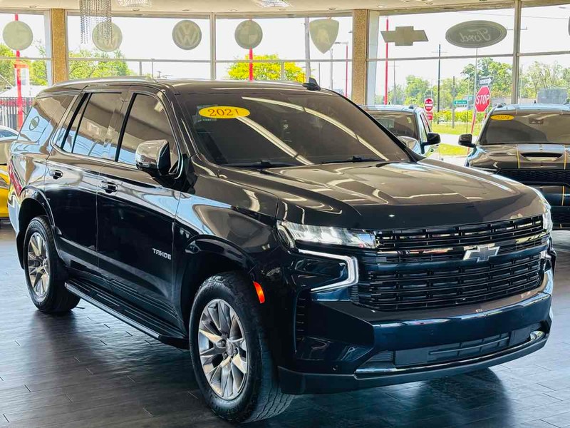 Chevrolet Tahoe Vehicle Full-screen Gallery Image 01