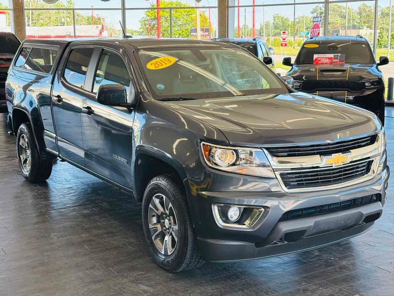 Chevrolet Colorado Vehicle Full-screen Gallery Image 01