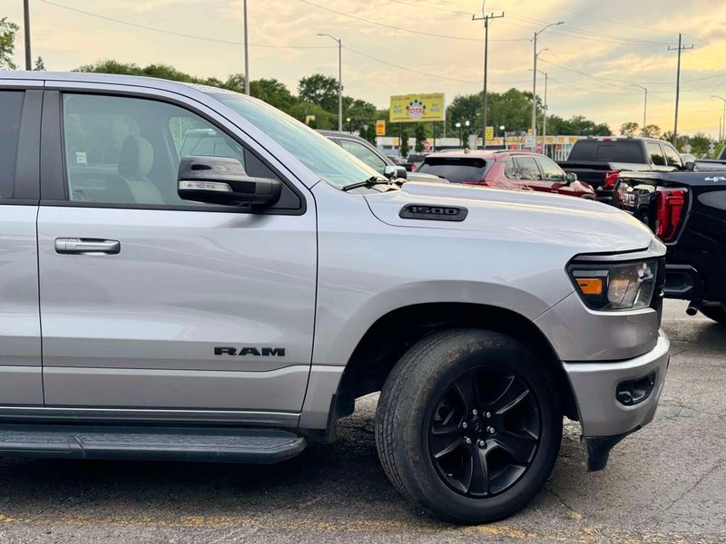 Ram 1500 Vehicle Full-screen Gallery Image 03