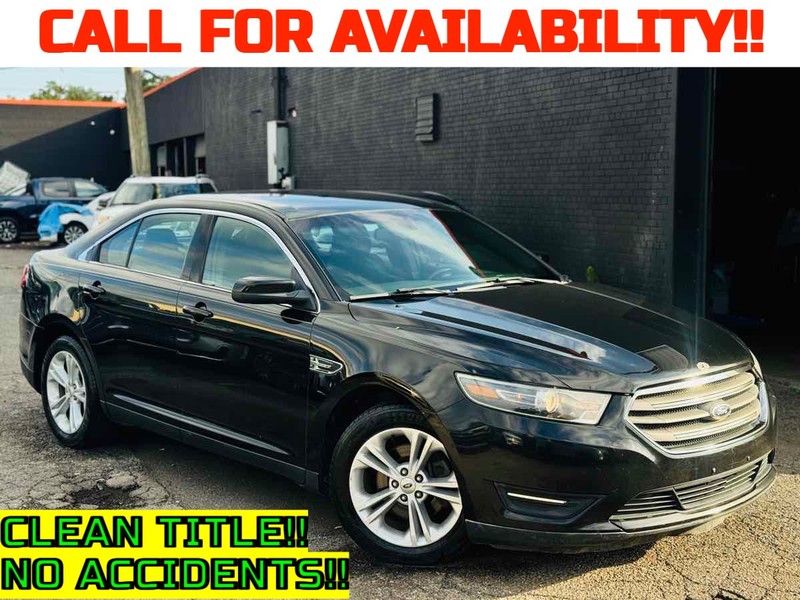 Ford Taurus Vehicle Full-screen Gallery Image 01