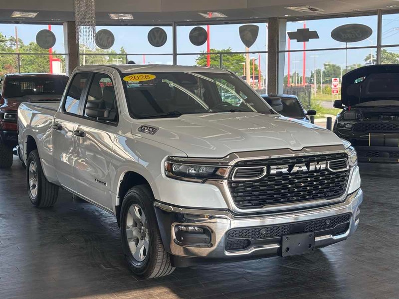 Ram 1500 Vehicle Full-screen Gallery Image 01