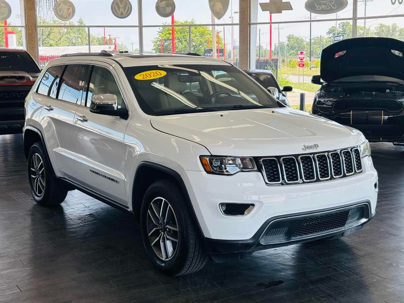Jeep Grand Cherokee Vehicle Full-screen Gallery Image 01