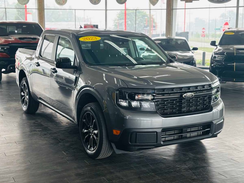 Ford Maverick Vehicle Full-screen Gallery Image 01