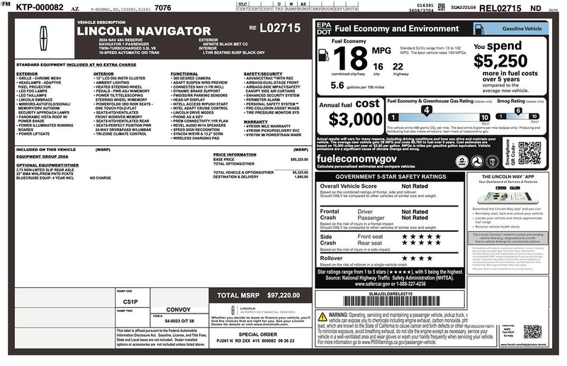Lincoln Navigator Vehicle Full-screen Gallery Image 02