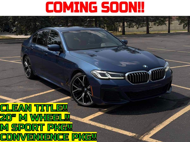 BMW 5 Series Vehicle Full-screen Gallery Image 01