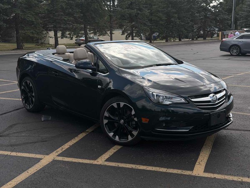 Buick Cascada Vehicle Full-screen Gallery Image 03