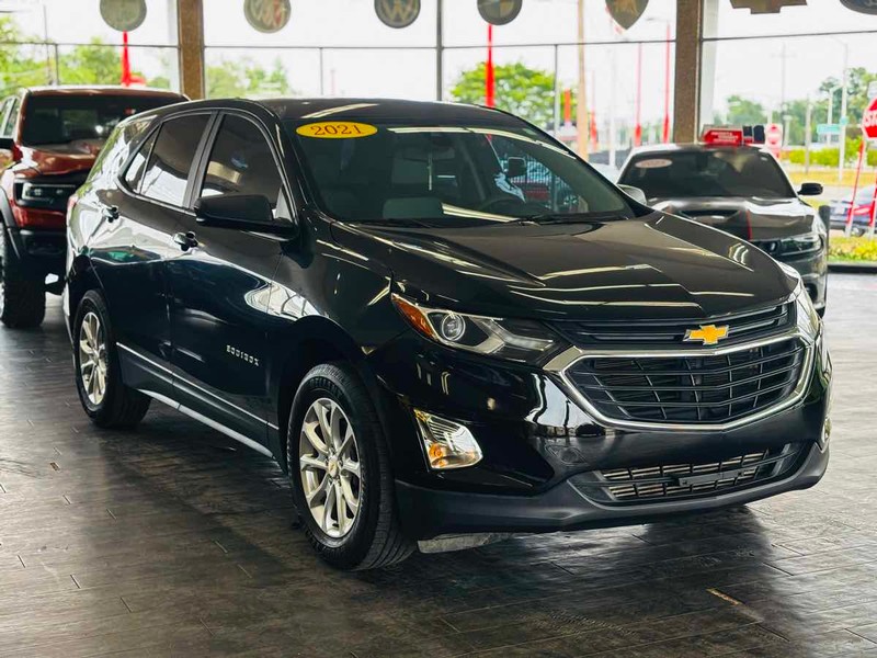 Chevrolet Equinox Vehicle Full-screen Gallery Image 01