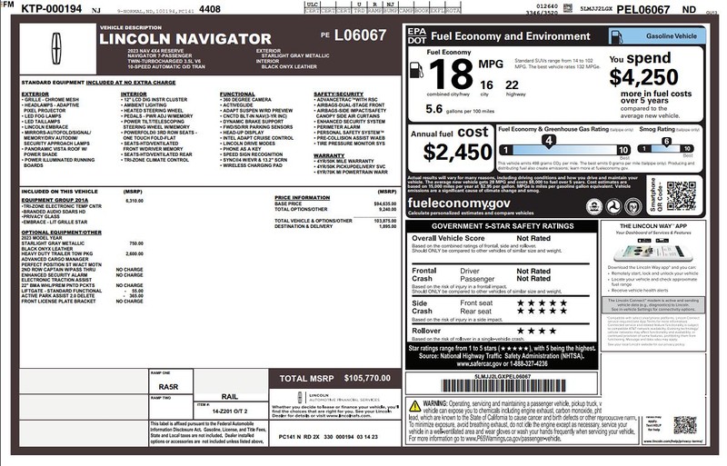 Lincoln Navigator Vehicle Full-screen Gallery Image 02