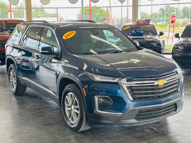 Chevrolet Traverse Vehicle Full-screen Gallery Image 01