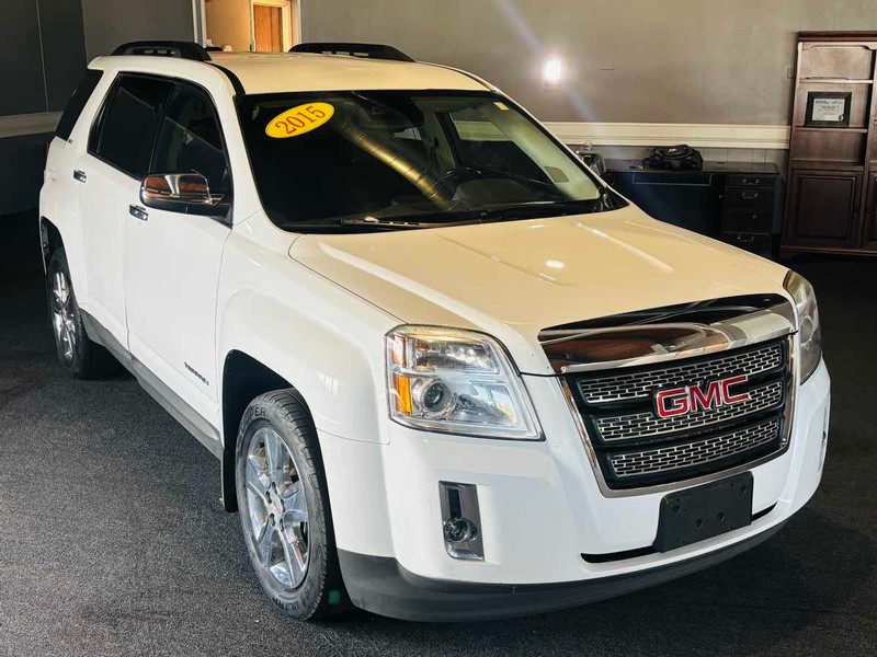 GMC Terrain Vehicle Full-screen Gallery Image 01