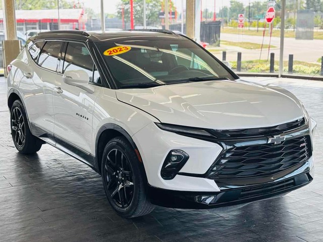more details - chevrolet blazer