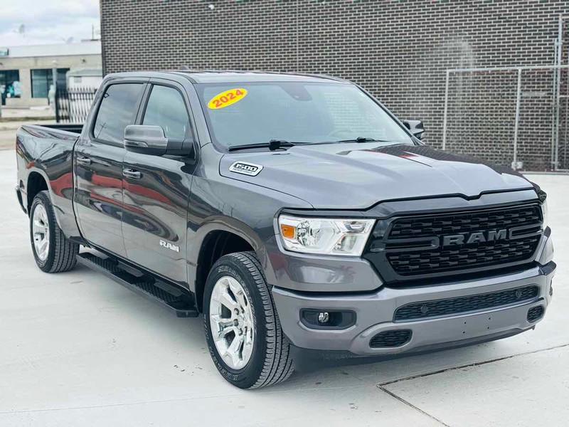 Ram 1500 Vehicle Full-screen Gallery Image 01