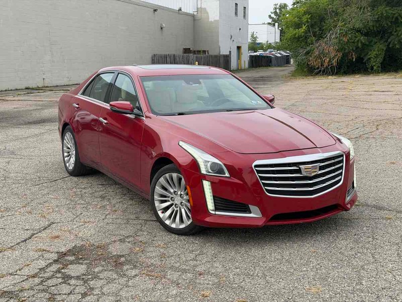 Cadillac CTS Sedan Vehicle Full-screen Gallery Image 01